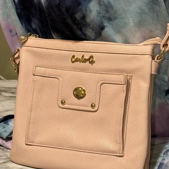 Elegant Pink Crossbody Bag - Picture 8 of 8